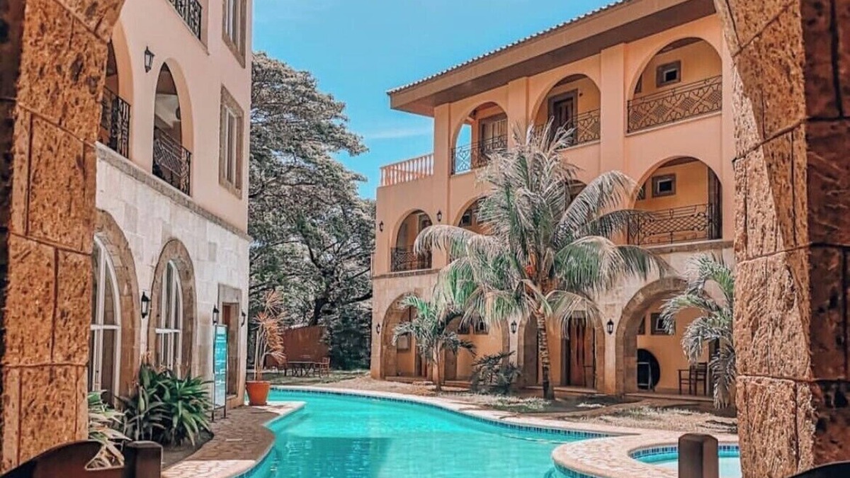 Coron Town Proper Hotel | Corto del Mar Hotel