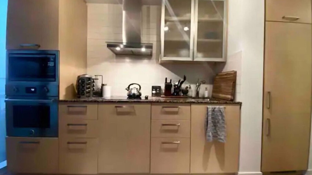 Downtown Toronto Condo | Cosmo Views From The 6ix - Heart of Downtown Core