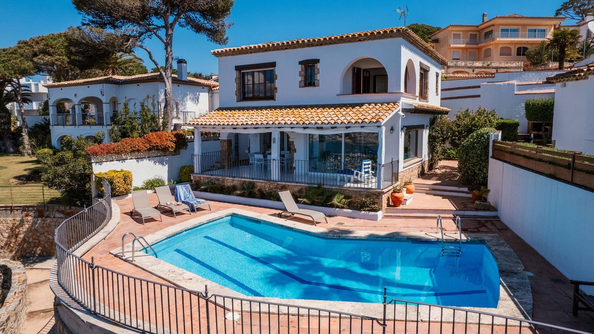 Sant Feliu de Guixols House | COSTA BRAVA SUITES VILLA Cala Jonca