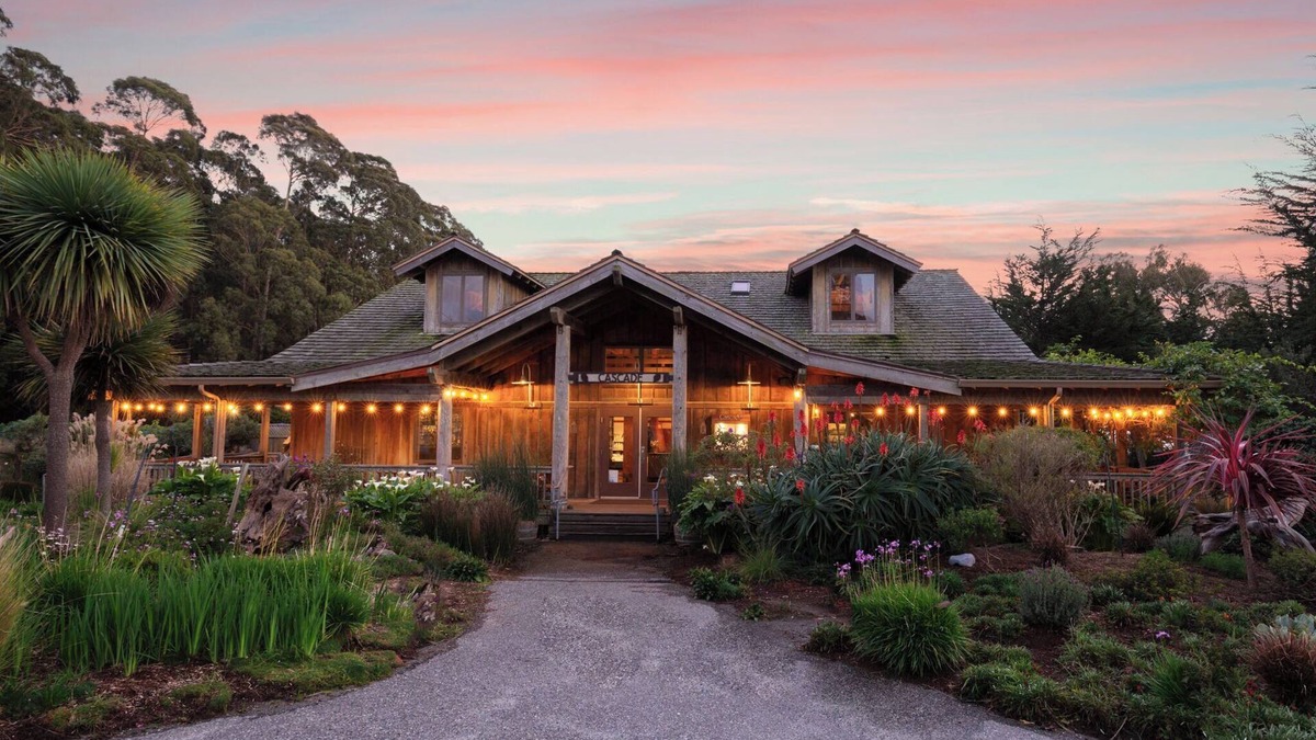 Pescadero Cabin | Costanoa Lodge and Camp