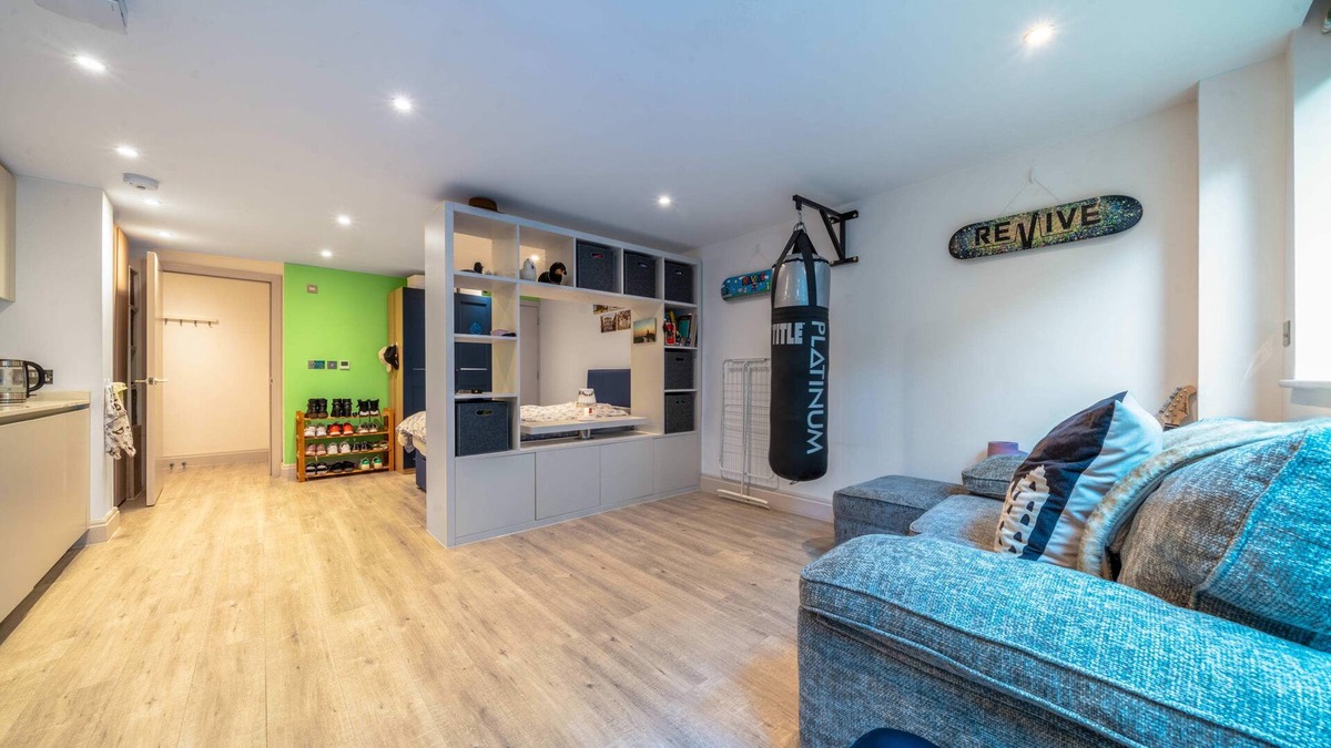 Turnham Green Apartment | Cosy 1BD studio in the heart of Chiswick