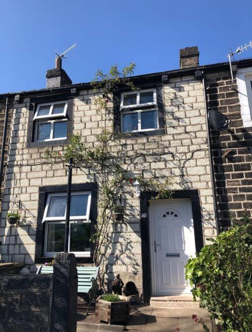 Silsden House | Cosy 2 bedroom cottage