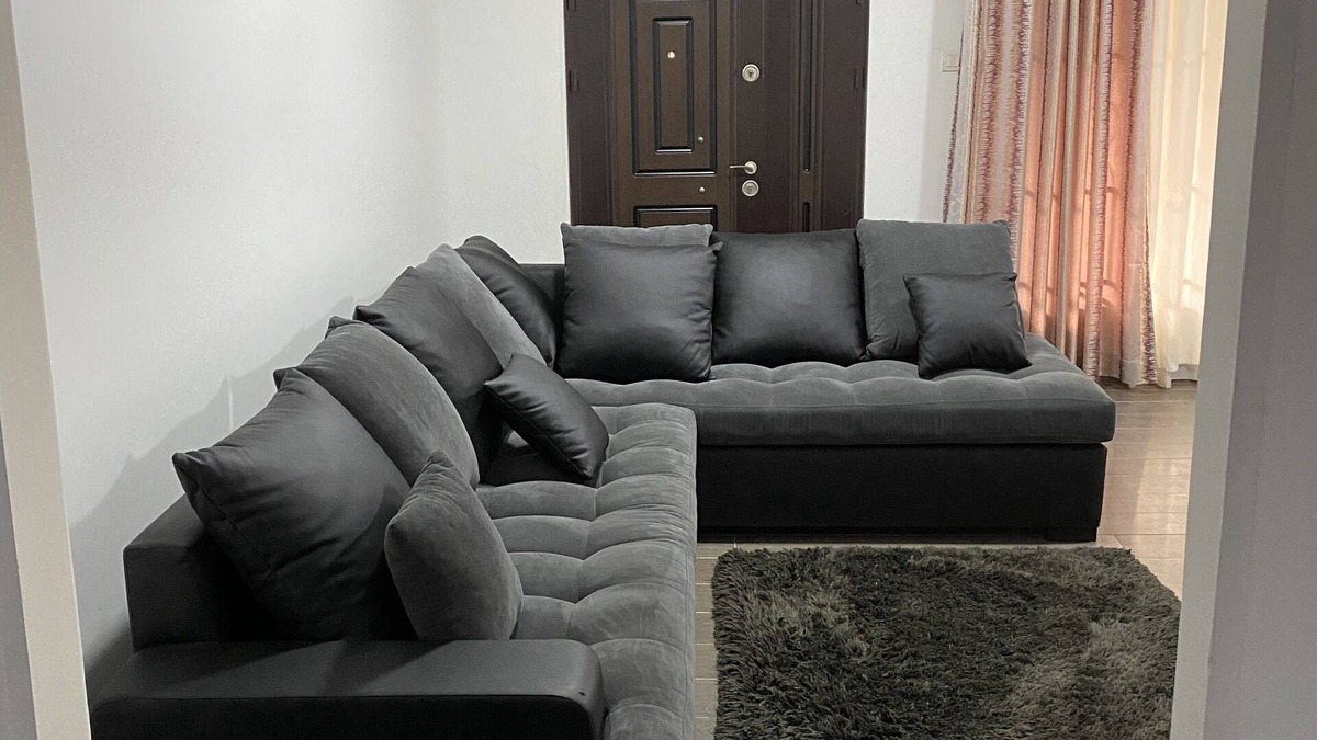 Sakumono House | Cosy 3 Bedroom Holiday Apartment for Rent