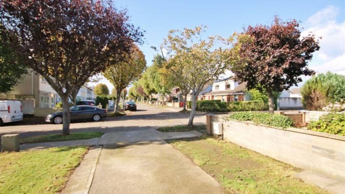 Lucan House | Cosy 3 bedrooms bungalow in Dublin
