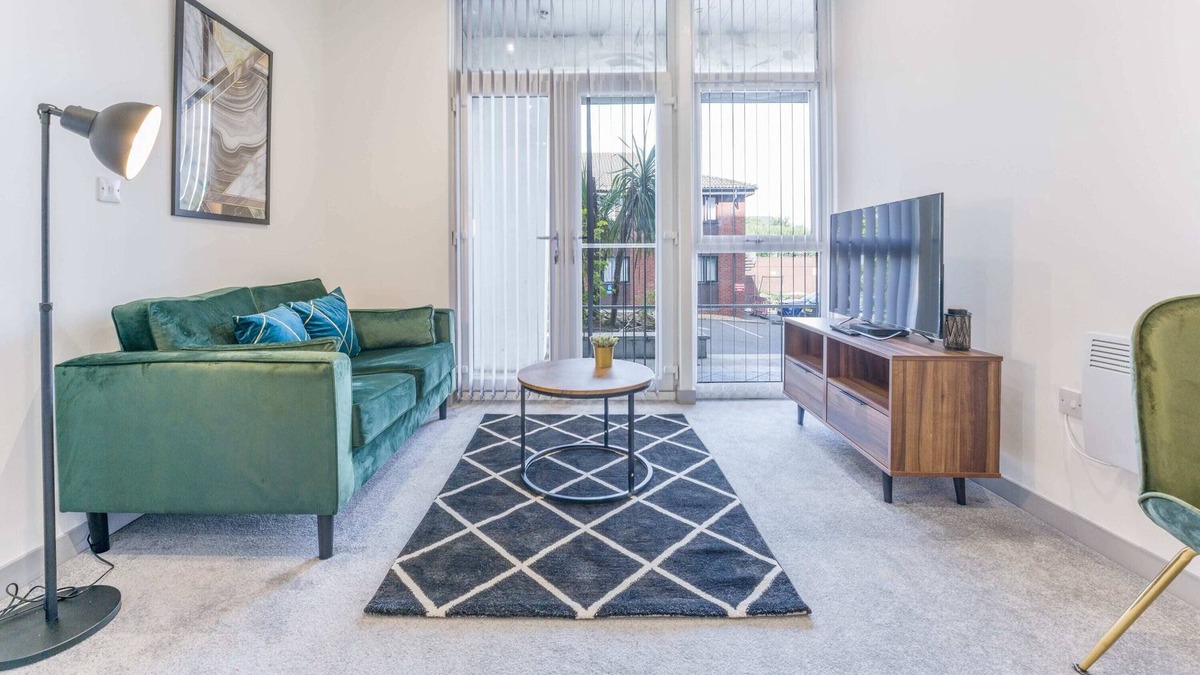 Brierley Hill Apartment | Cosy and Bright 1 Bedroom Apartment, Dudley