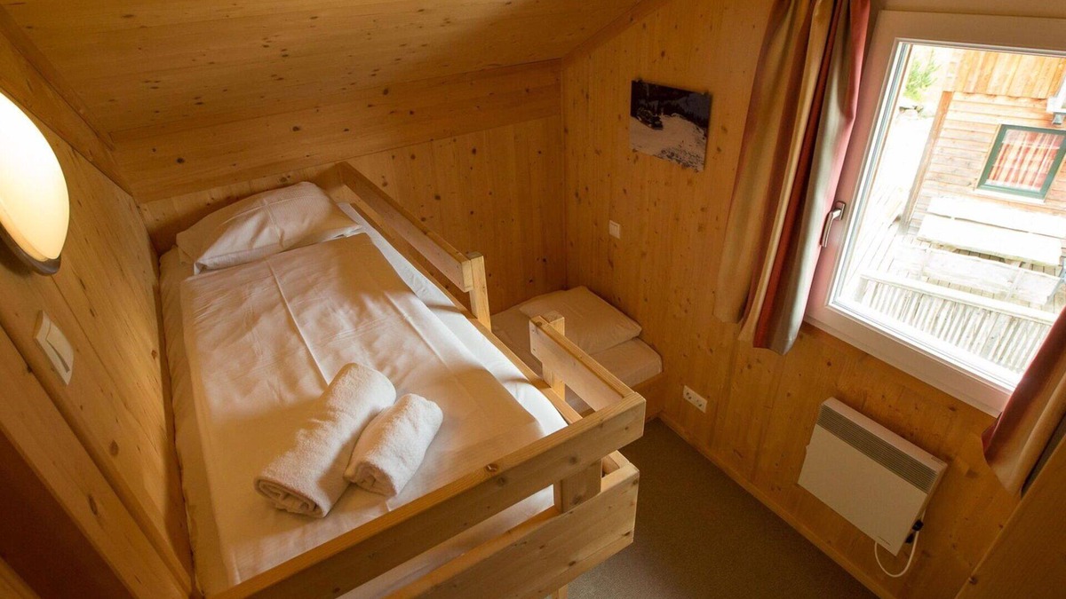 Annaberg-Lungoetz House | Cosy apartment in villa for 8 guests with WIFI, pool, TV, terrace, pets allowed and parking