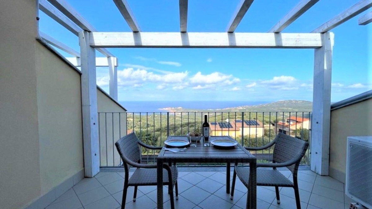 Paduledda Apartment | Cosy apartment for 4 people with pool, TV and pets allowed