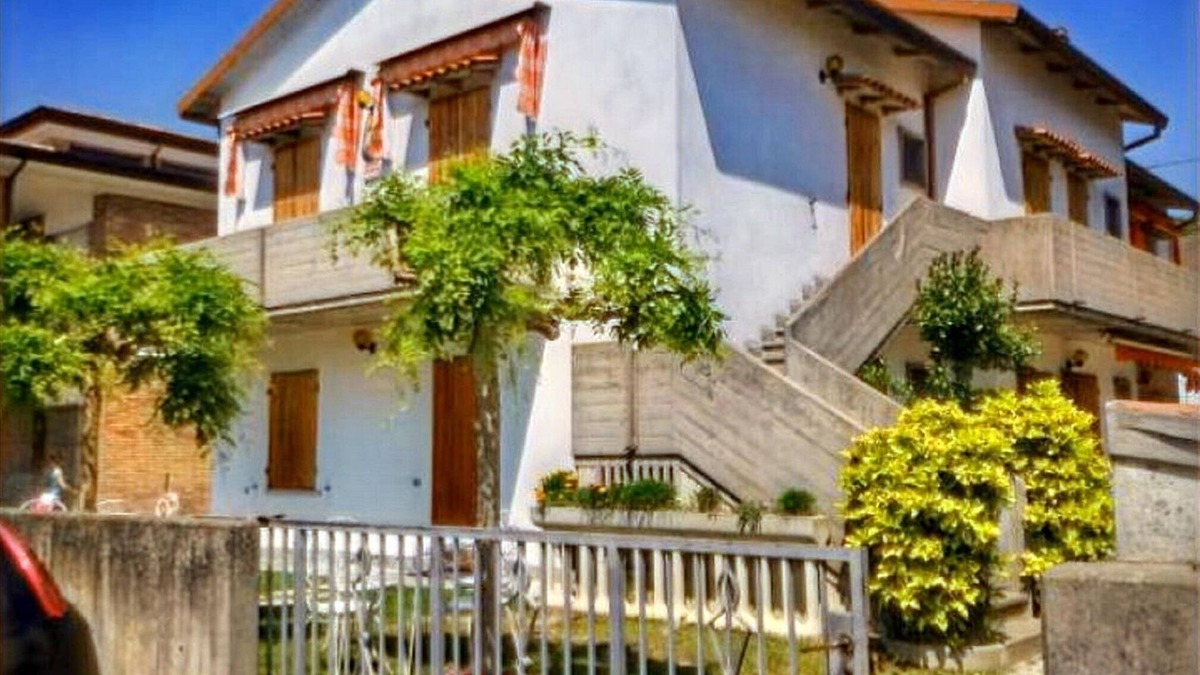 Lido di Dante Apartment | Cosy apartment 200m from the sea