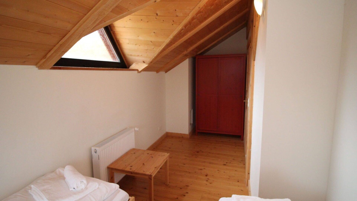 Muhldorf Apartment | Cosy apartment for 9 people with WIFI and TV