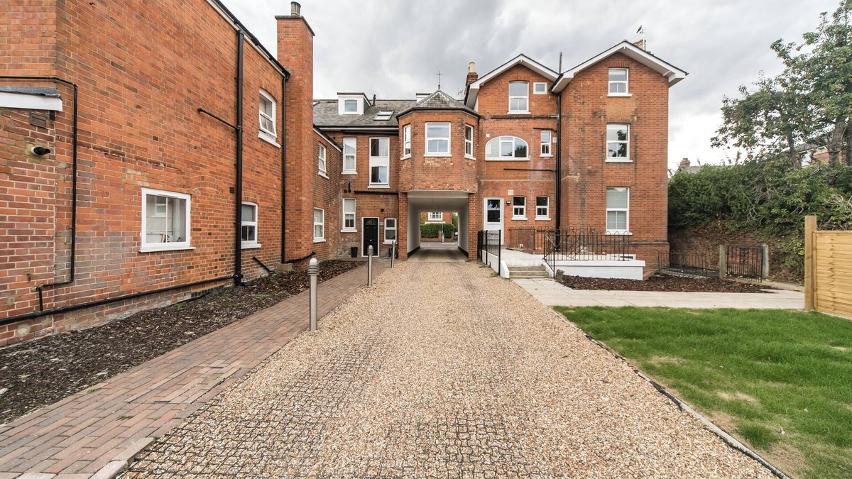 Reading Apartment | Cosy Apartment close to Reading Town Centre