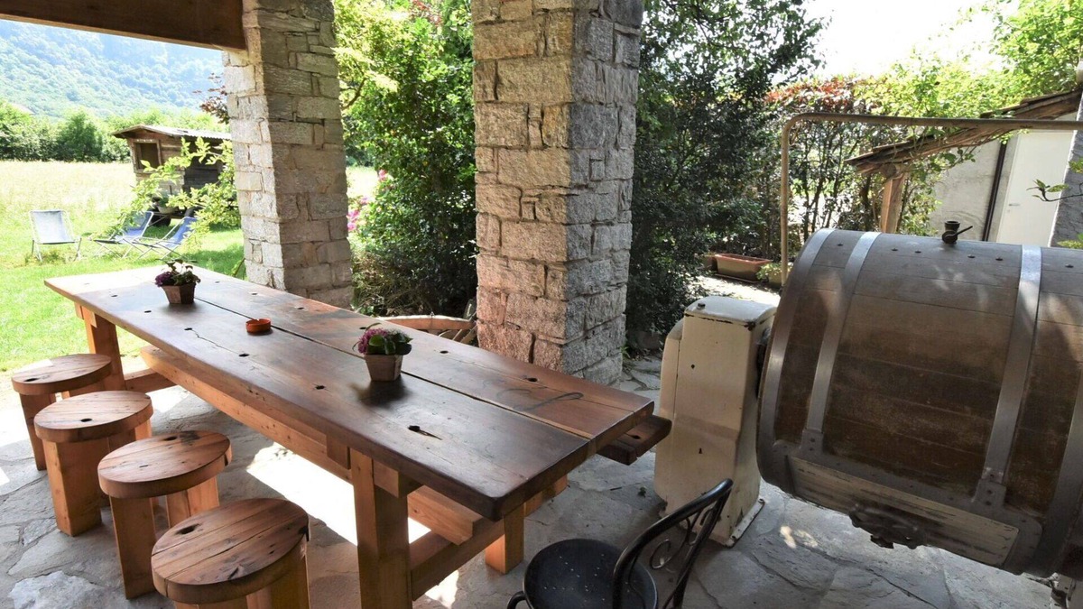 Bodengo Apartment | Cosy apartment for 3 guests with WIFI, TV, patio, pets allowed and parking