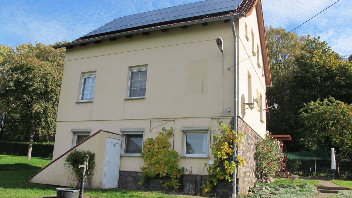 Muritz Apartment | Cosy apartment for 3 people with WIFI, TV, patio and parking