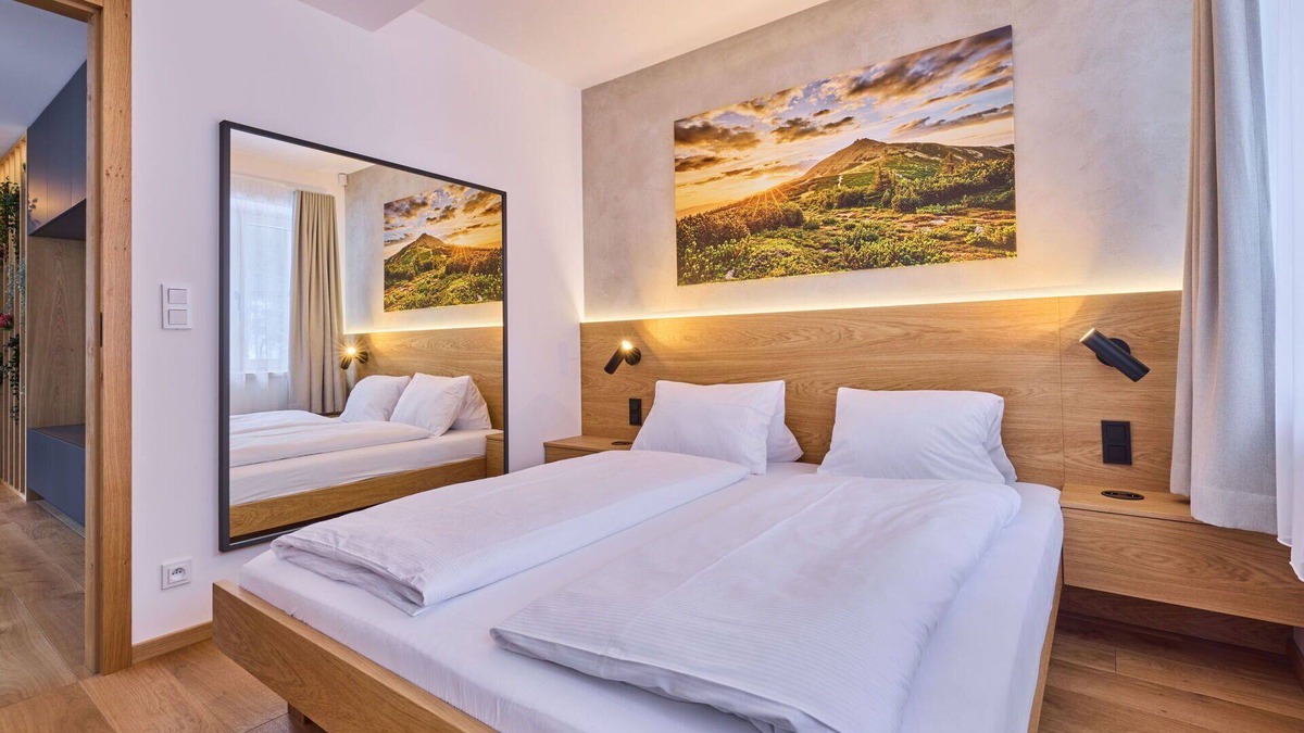 Pec pod Snezkou Apartment | Cosy apartment for 4 guests with WIFI, TV, pets allowed and parking