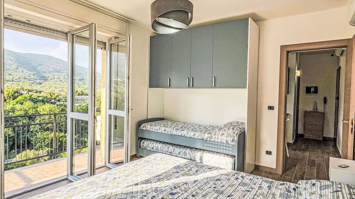 Ceriale Apartment | Cosy apartment for 4 people with A/C, WIFI, TV and balcony