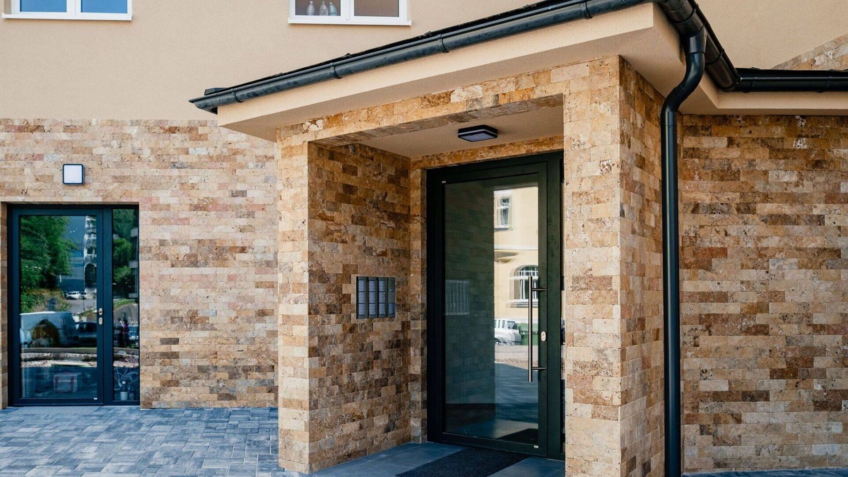 Jachymov Apartment | Cosy apartment for 5 people with WIFI, TV, terrace and pets allowed