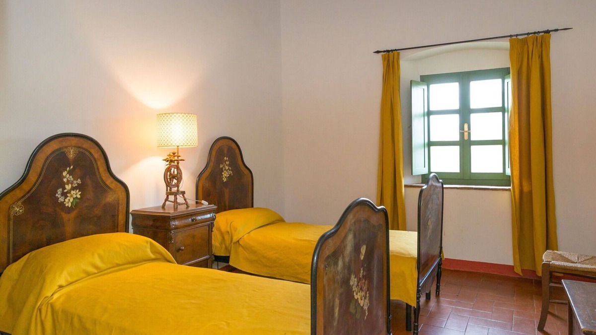 Suvereto Apartment | Cosy apartment for 8 guests with A/C, WIFI and TV