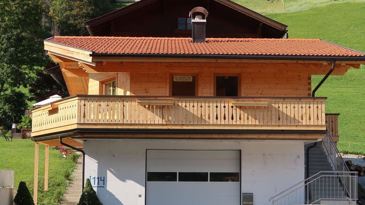 Niederau Apartment | Cosy apartment for 10 people with WIFI, TV and terrace