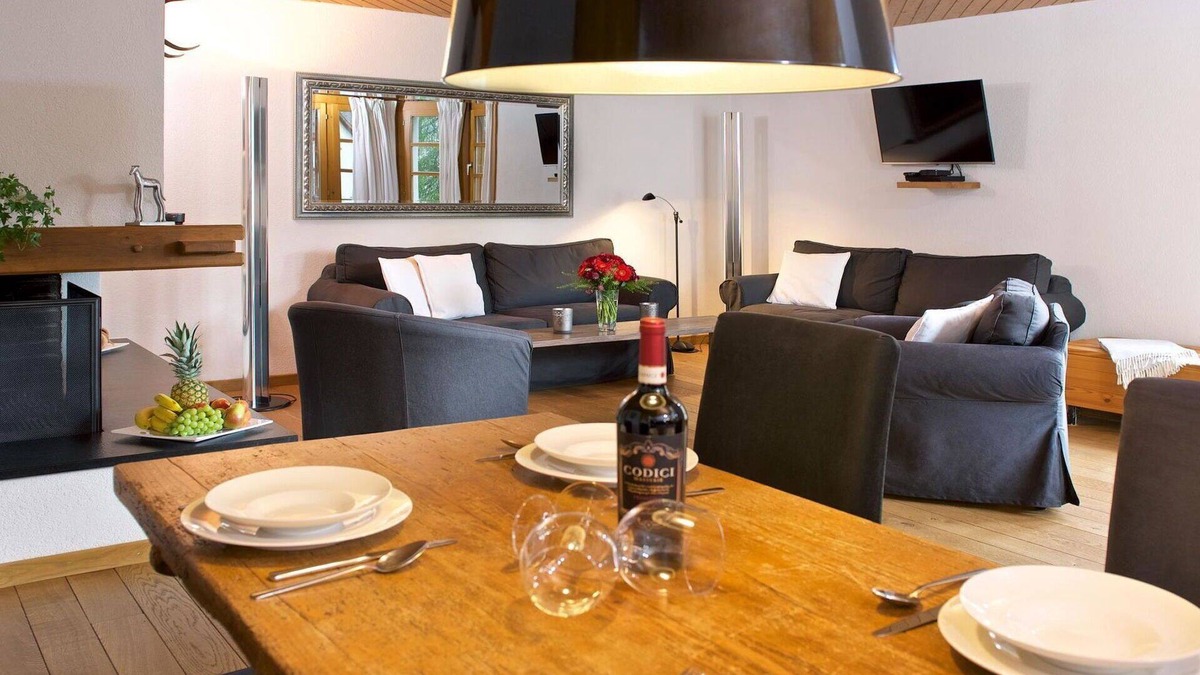 Lenzerheide Apartment | Cosy apartment for 5 people with TV and balcony