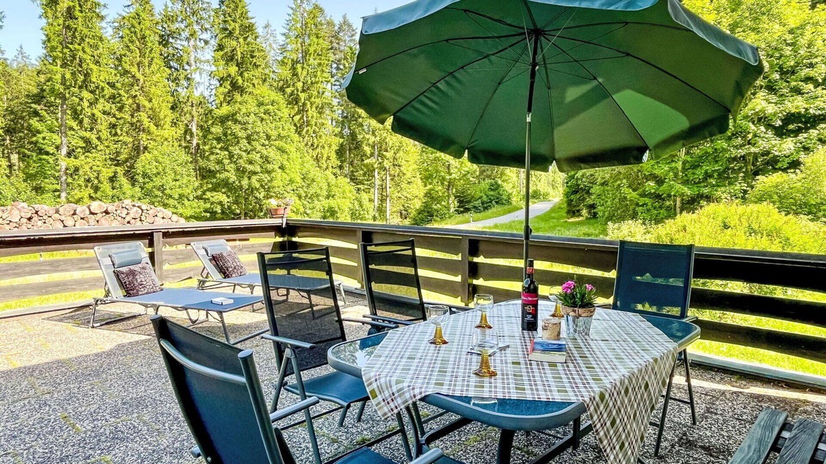 Blasiwald Apartment | Cosy apartment for 4 people with WIFI, TV and terrace