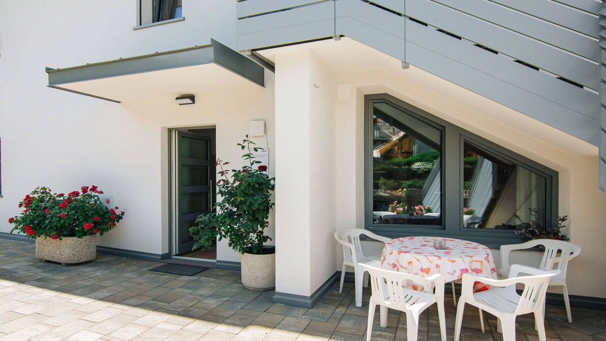 Caldonazzo Apartment | Cosy apartment for 4 people with WIFI, TV, patio and pets allowed