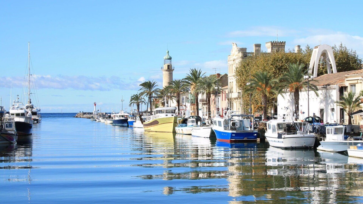 Montpellier Apartment | Cosy apartment for 3 people with pool, A/C, WIFI, TV, balcony and pets allowed