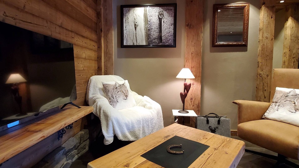 Vallorcine Ski Chalet | Cosy apartment in a quiet, authentic chalet