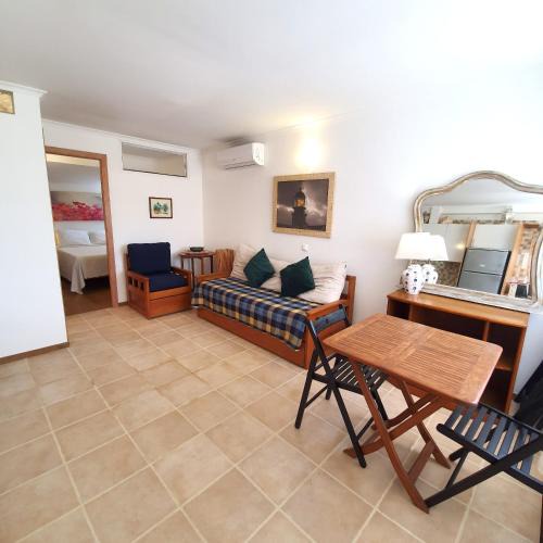 Sagres Apartment | Cosy Apartment in Sagres, 42 sqm with Garden View