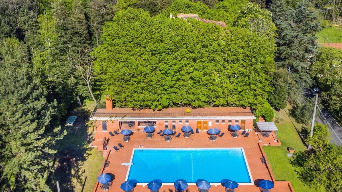 San Vivaldo Villa | Cosy apartment in villa for 8 people with WIFI, pool, TV, terrace and pets allowed