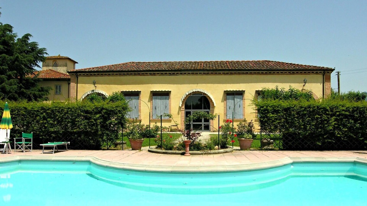 Scarperia e San Piero Villa | Cosy apartment in villa for 6 people with pool, WIFI, TV and panoramic view