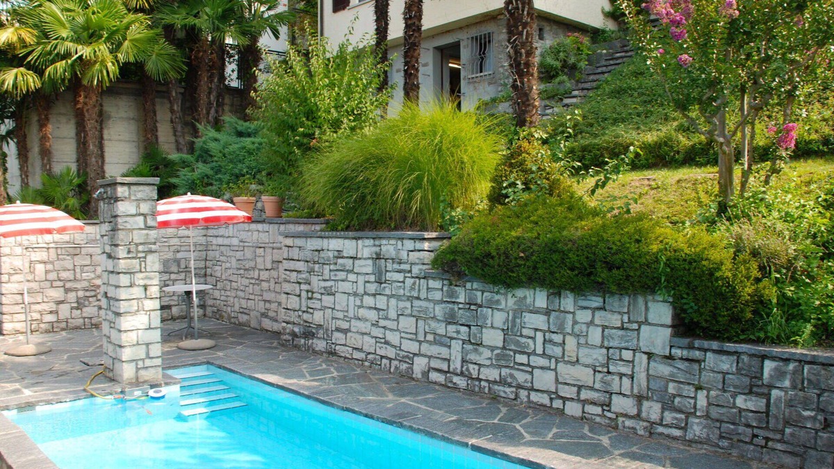 Aldesago House | Cosy apartment in villa with WIFI, private pool, TV, terrace, pets allowed and panoramic view