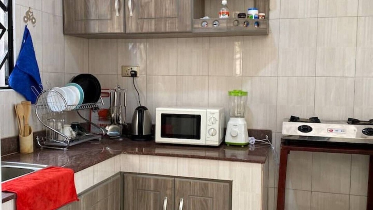 Bukoto Apartment | Cosy apartment with tight security, 4.1km from Lugogo mall