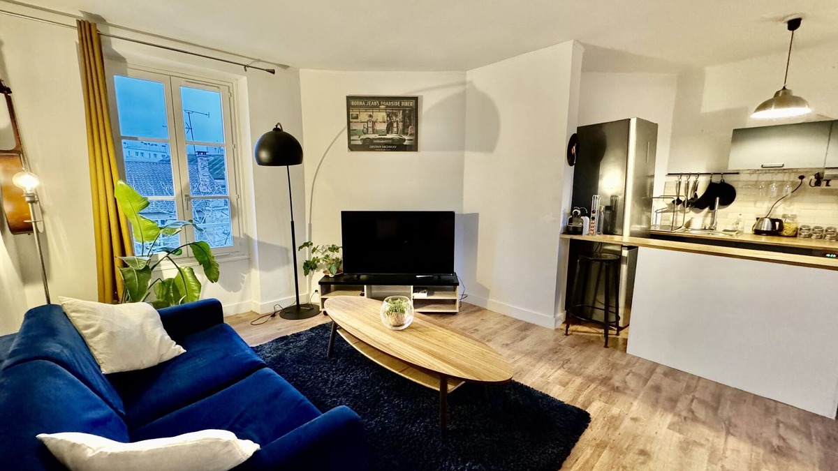 Arcueil Apartment | Cosy Appartement Lumineux