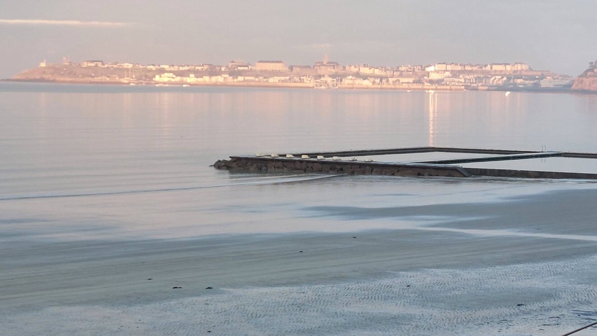Saint-Pair-sur-Mer Apartment | COSY BEACH SEASIDE ACCOMMODATION GRANVILLE MONT SAINT-MICHEL BAY