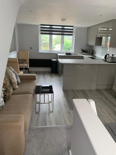 Dorking Apartment | Cosy Beautiful One bedroom Flat