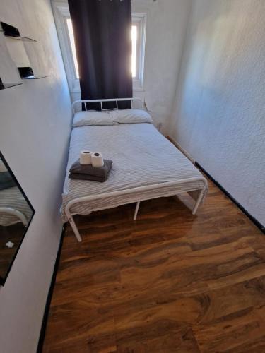 Crofton Park House | Cosy Beds & Rooms