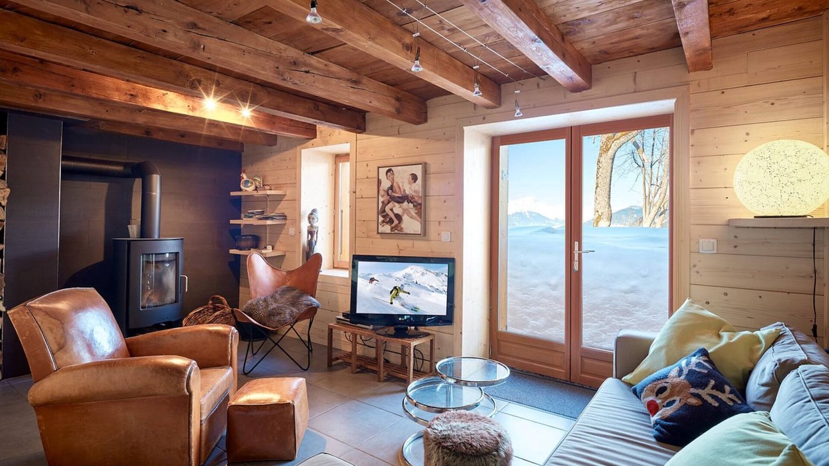 Saint-Jean-de-Belleville Ski Chalet | Cosy chalet in charming alpine village in Les 3 Vallées