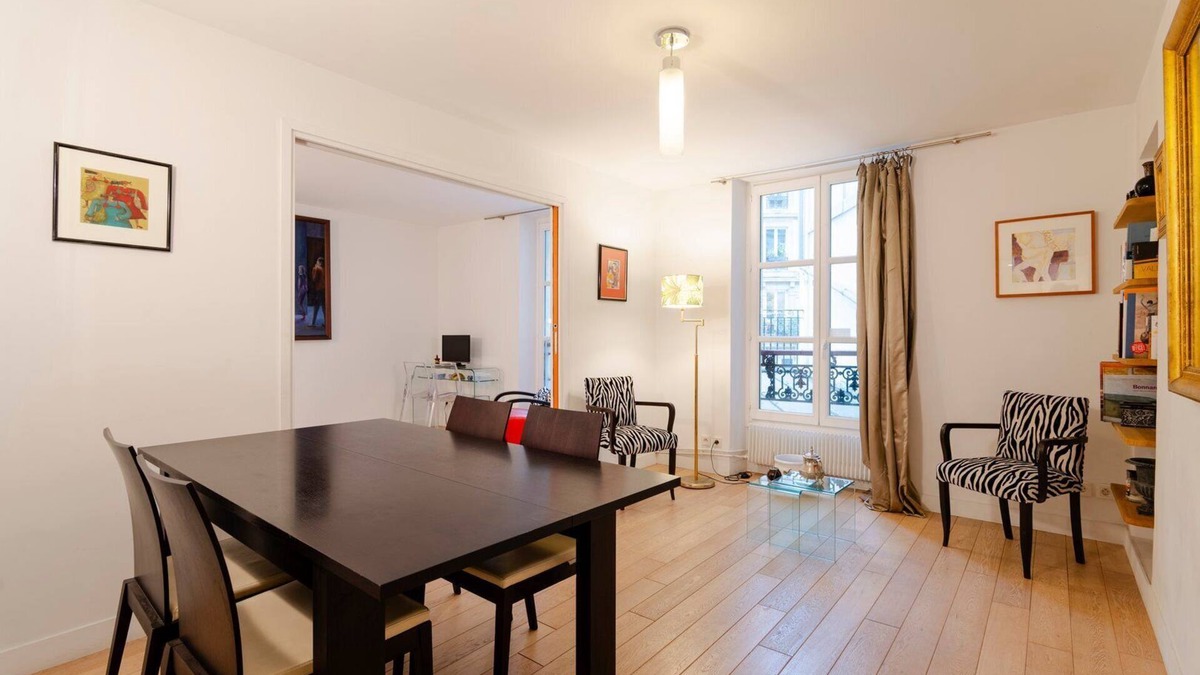 Saint-Vincent-de-Paul Apartment | Cosy Canal Saint-Martin Retreat