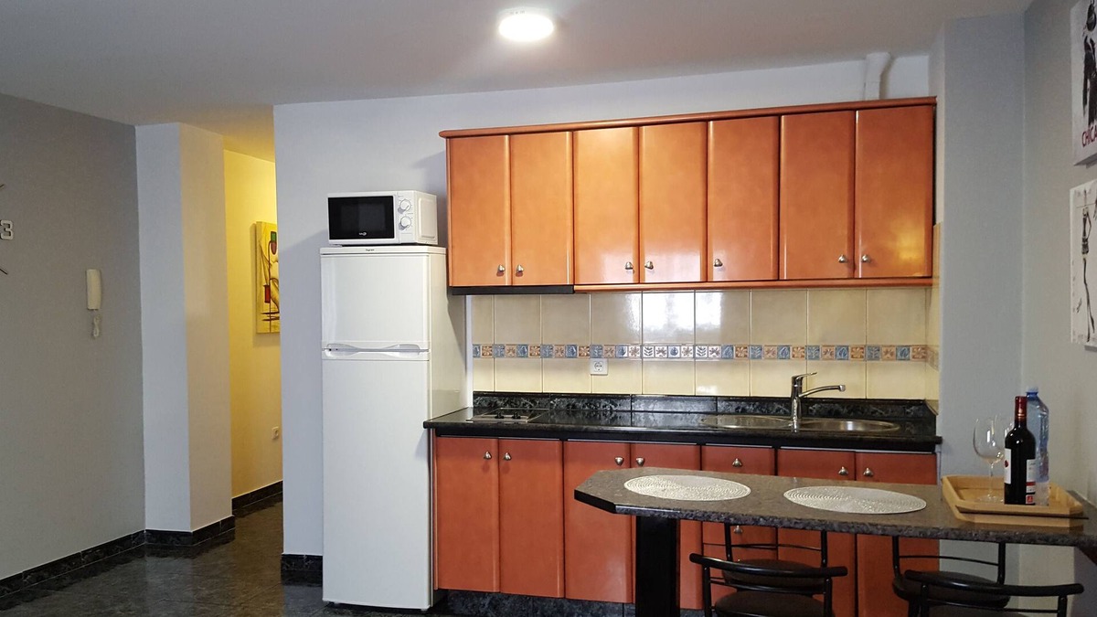 Vecindario Apartment | Cosy & comfortable apartment center Vecindario. FREE WIFI