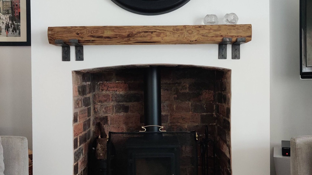Woodhorn House | Cosy Cottage with log burner, Northumberland 5min drive to beach, pet friendly!