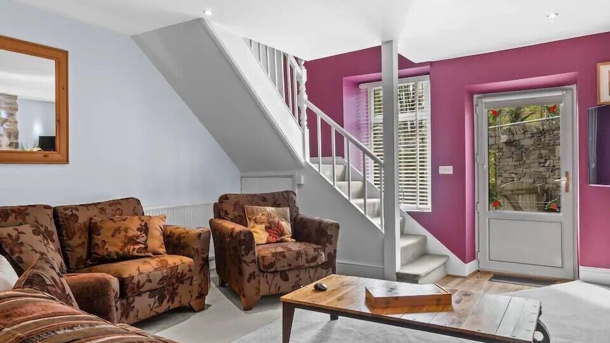 Backbarrow House | Cosy Cottage Nr Lake Windermere | Pass the Keys