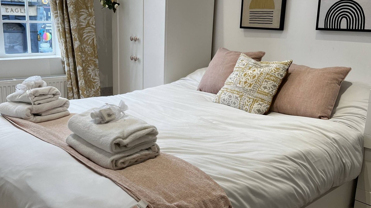 Camden Town with Primrose Hill House | cosy flat