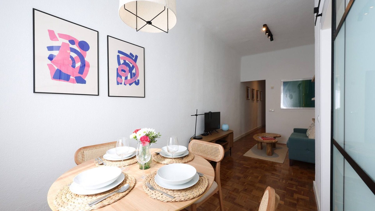 Palos de la Frontera Apartment | Cosy flat in Atocha station GL30