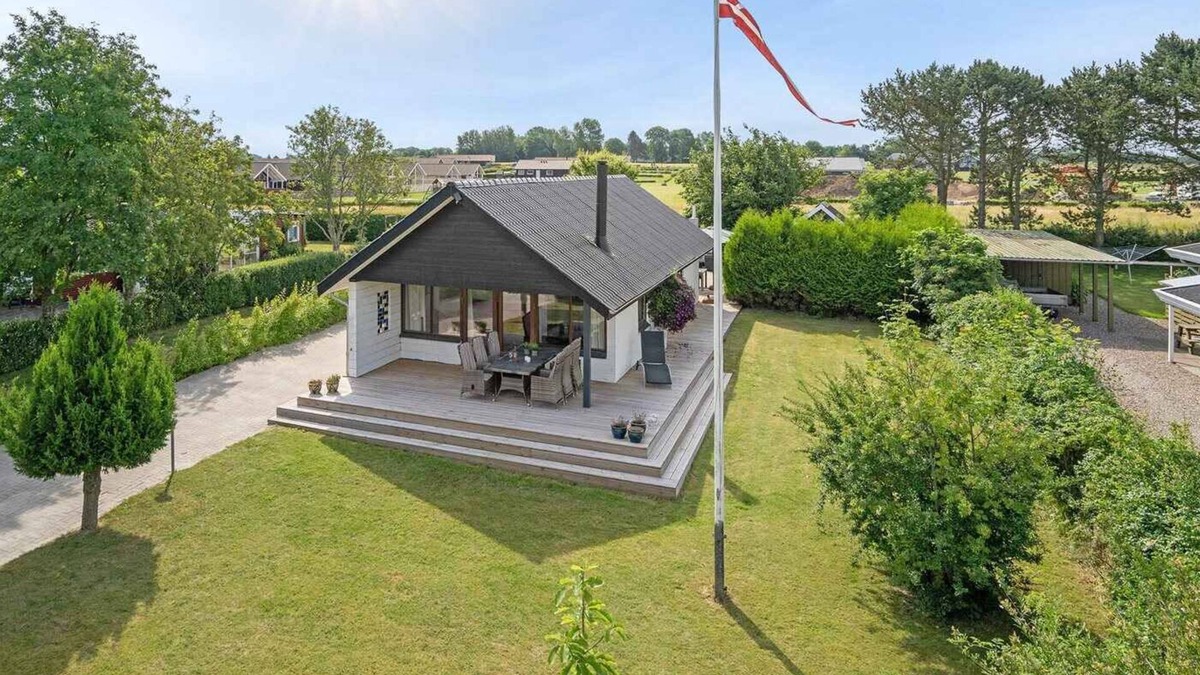 Skastrup Strand House | Cosy holiday house near child friendly beach