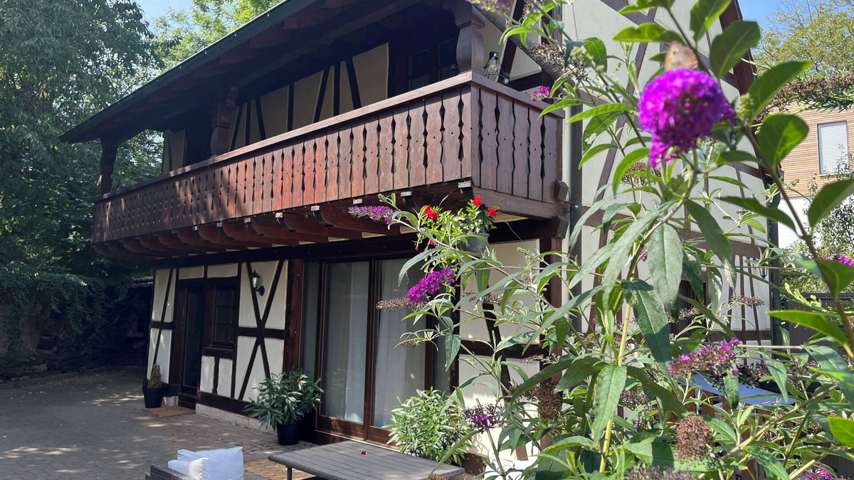 Hesingue House | Cosy house in Southern Alsace, close to Basel and German Border.