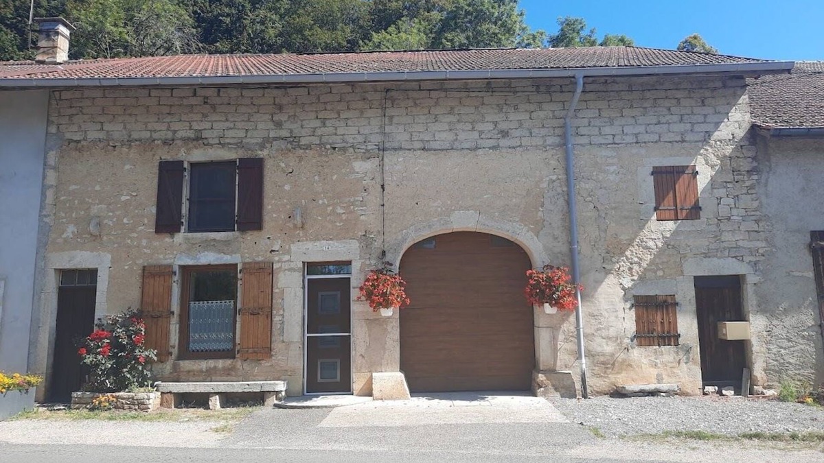 Saugeot House | Cosy house in the heart of the Hérisson lakes and waterfalls region