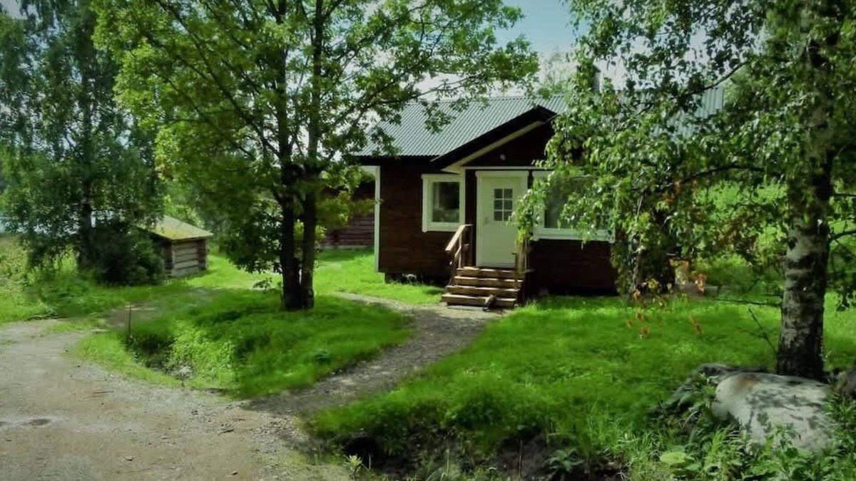 Orivesi Cottage | Cosy little studio by lake & shared lakeside Sauna