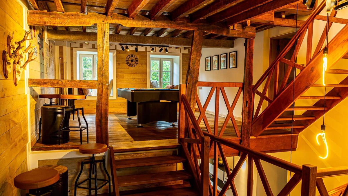 Aywaille Villa | Cosy mansion with private terrace and sauna