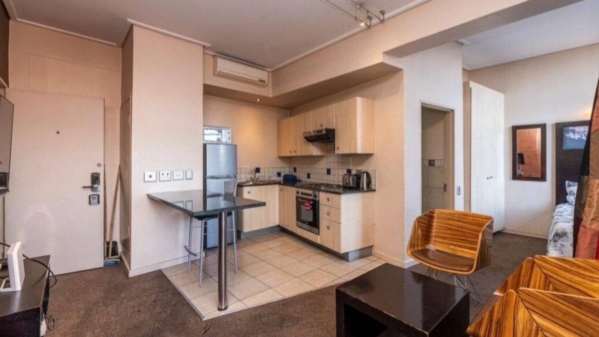 Downtown Johannesburg Apartment | Cosy Marshalls