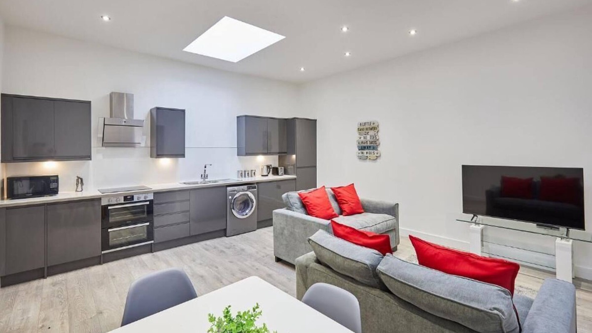 Roker Cottage | Cosy one bedroomed apartment, close to the beach and restaurants.