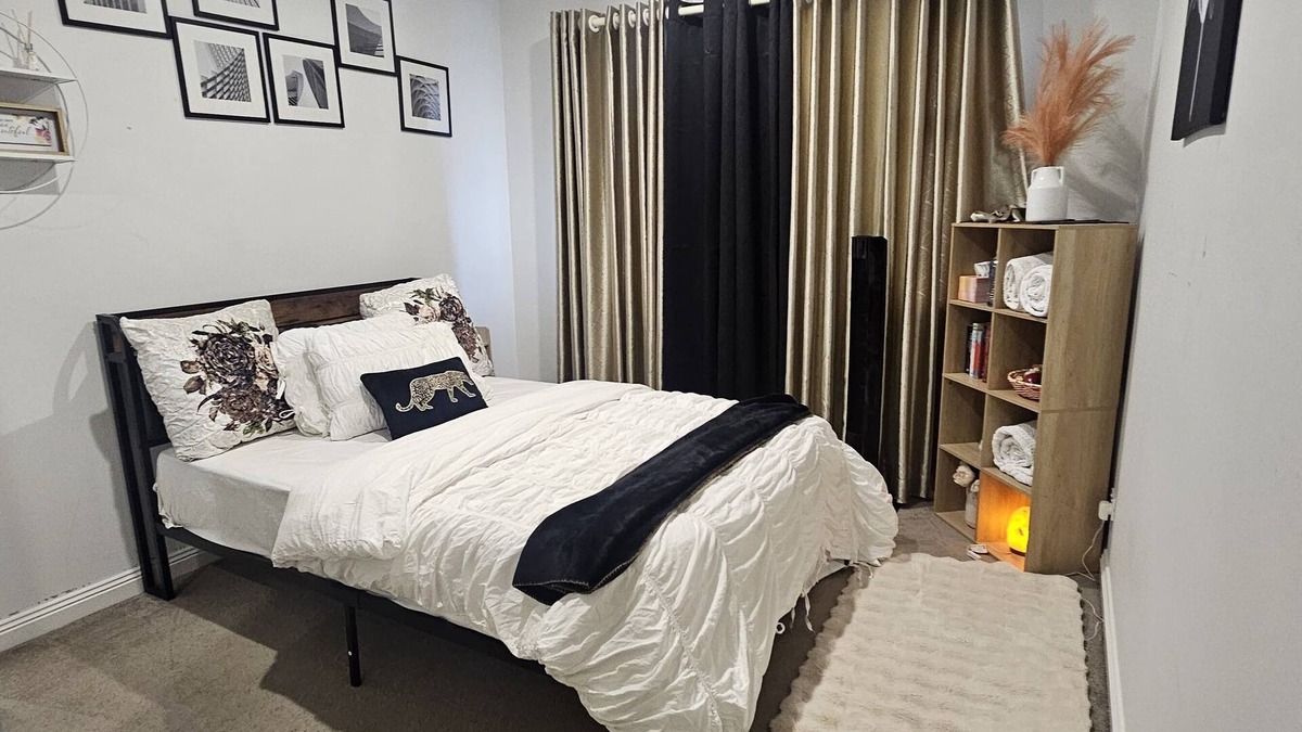 Sunshine House | Cosy peaceful room in shared house